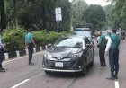 লকডাউন অমান্য করে রাস্তায়, মিরপুরে আটক শতাধিক