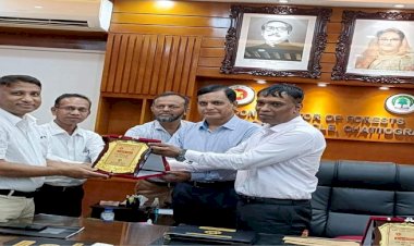 চট্টগ্রাম বন সংরক্ষকের কার্যালয়ে জাতীয় শুদ্ধাচার পুরস্কার ২০২১-২২ প্রদান