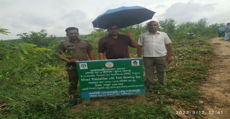"শেখ হাসিনার নির্দেশ, জলবায়ু সহিষ্ণু বাংলাদেশ"