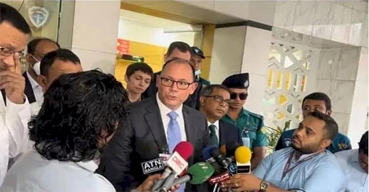 দুদক কর্মকর্তাদের সঙ্গে মার্কিন রাষ্ট্রদূতের বৈঠক