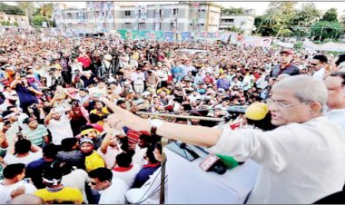 নির্দলীয় সরকার ছাড়া নির্বাচন হতে দেওয়া হবে না, হুঁশিয়ারি ফখরুলের