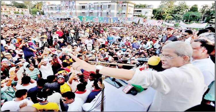 নির্দলীয় সরকার ছাড়া নির্বাচন হতে দেওয়া হবে না, হুঁশিয়ারি ফখরুলের