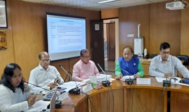 আজ শনিবার ঢাকায় জাতীয় গণমাধ্যম ইনস্টটিউিটরে (এনআইএমস) সম্মলেন কক্ষে 'কৌশলগত যোগাযোগ পরকিল্পনা' র্শীষক র্কমশালা অনুষ্ঠতি হয়। আজকরে সংবাদ