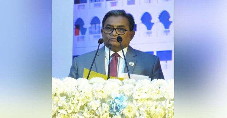বিদায় বেলায় কাঁদলেন প্রধান বিচারপতি, অন্যদেরও কাঁদালেন