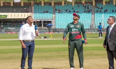 পাকিস্তানের বিপক্ষে টসে জিতে ব্যাটিংয়ে টাইগাররা