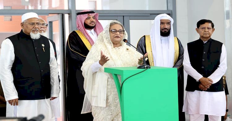 কেউ যেন সন্ত্রাস, জঙ্গিবাদে সম্পৃক্ত না হয়, ইমামদের প্রধানমন্ত্রী