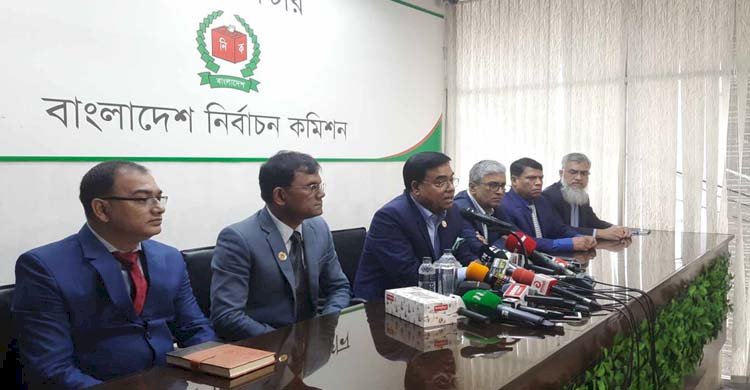 ভোটের দিন ইন্টারনেট-মোবাইল নেটওয়ার্ক পুরোদমে সচল থাকবে : ইসি সচিব