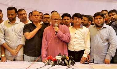 নিহত ট্রাক ড্রাইভার শহীদ নুরু বেপারী এবং রিক্সা চালক শহীদ ইমন-এর পরিবারের পাশে তারেক রহমান