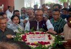 জাহানারা আবেদিনের মরদেহে ঢাবির উপাচার্য ও সাদা দলের শ্রদ্ধা নিবেদন 