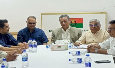 ঐক্যমতের বাইরে সংস্কারের প্রয়োজন নেই ': আমির খসরু 