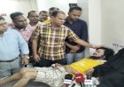 ক্যান্সার আক্রান্ত মা ও তার পঙ্গু ছেলের পাশে দাঁড়ালেন তারেক রহমান