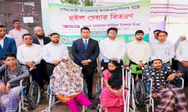 মানবিক ডিসি জাহিদুল: ছয় কর্মদিবসেই ছয় প্রতিবন্ধীর মুখে হাসি