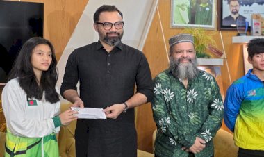 খেলাধুলাকে পেশা হিসেবে প্রতিষ্ঠা করতে চায় বিএনপি: আমিনুল হক