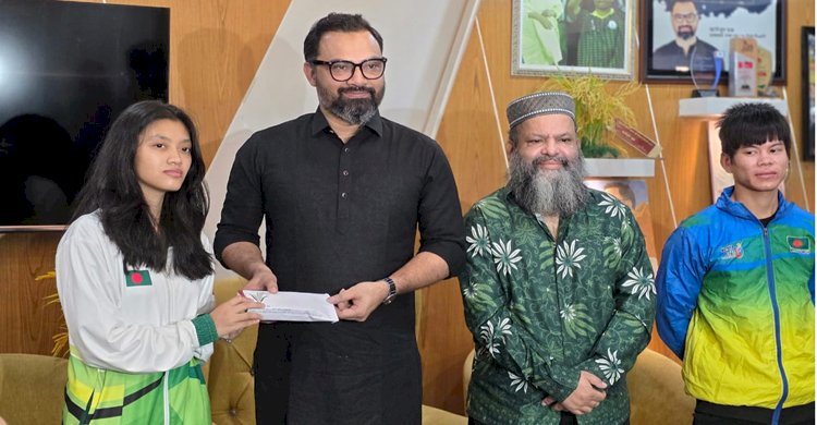 খেলাধুলাকে পেশা হিসেবে প্রতিষ্ঠা করতে চায় বিএনপি: আমিনুল হক