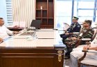 সচিবালয়ে প্রধানমন্ত্রীর সঙ্গে তিন বাহিনীর প্রধানদের সাক্ষাৎ