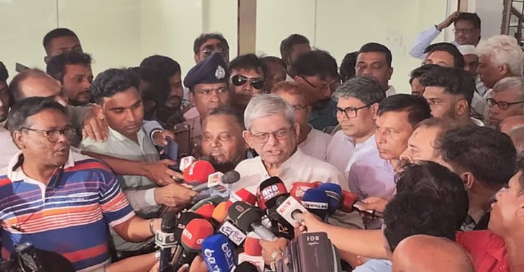বিএনপিকে যারা ফ্যাসিবাদের দল বলে, তাদের জ্ঞানের অভাব রয়েছে: মির্জা ফখরুল